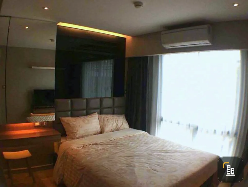 Condo for sale / rent Tidy Deluxe Sukhumvit 34 with furniture, bath tub, investment for high return.