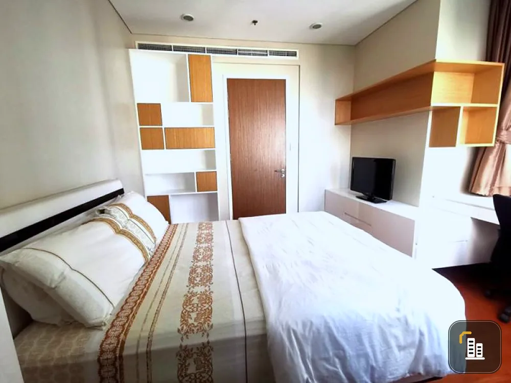Rent / Sale Condo Bright Sukhumvit 24, fully furnished, wide room, hurry up.