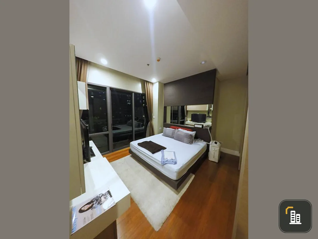 Condo for sale/rent, Bright Sukhumvit 24, luxury room, expensive looking, tight furniture, good view, slow !!!!