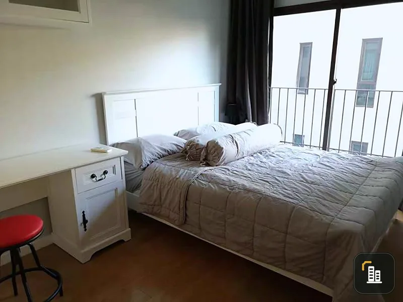 Urgent rent, Condo Let Dwell Sukhumvit 26, spacious room, fully furnished, book now.