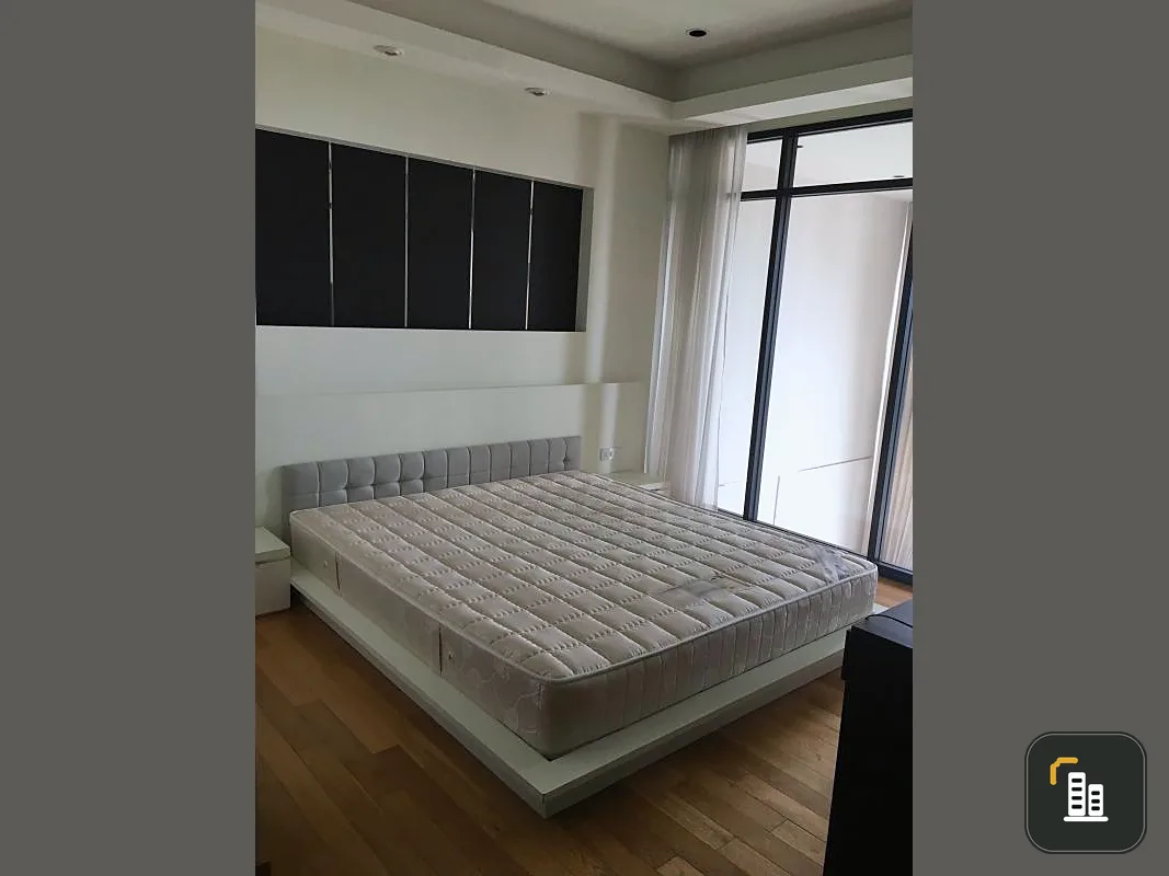 For rent, The Emporio Place, Duplex room, lots of space, not uncomfortable, fully furnished, perfect location for investment near BTS