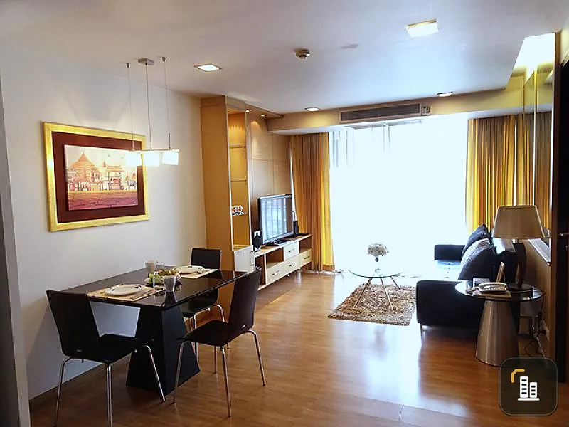 Urgent rent, The Alcove Condo, Sukhumvit 49, spacious room, beautiful built-in, ready to move in