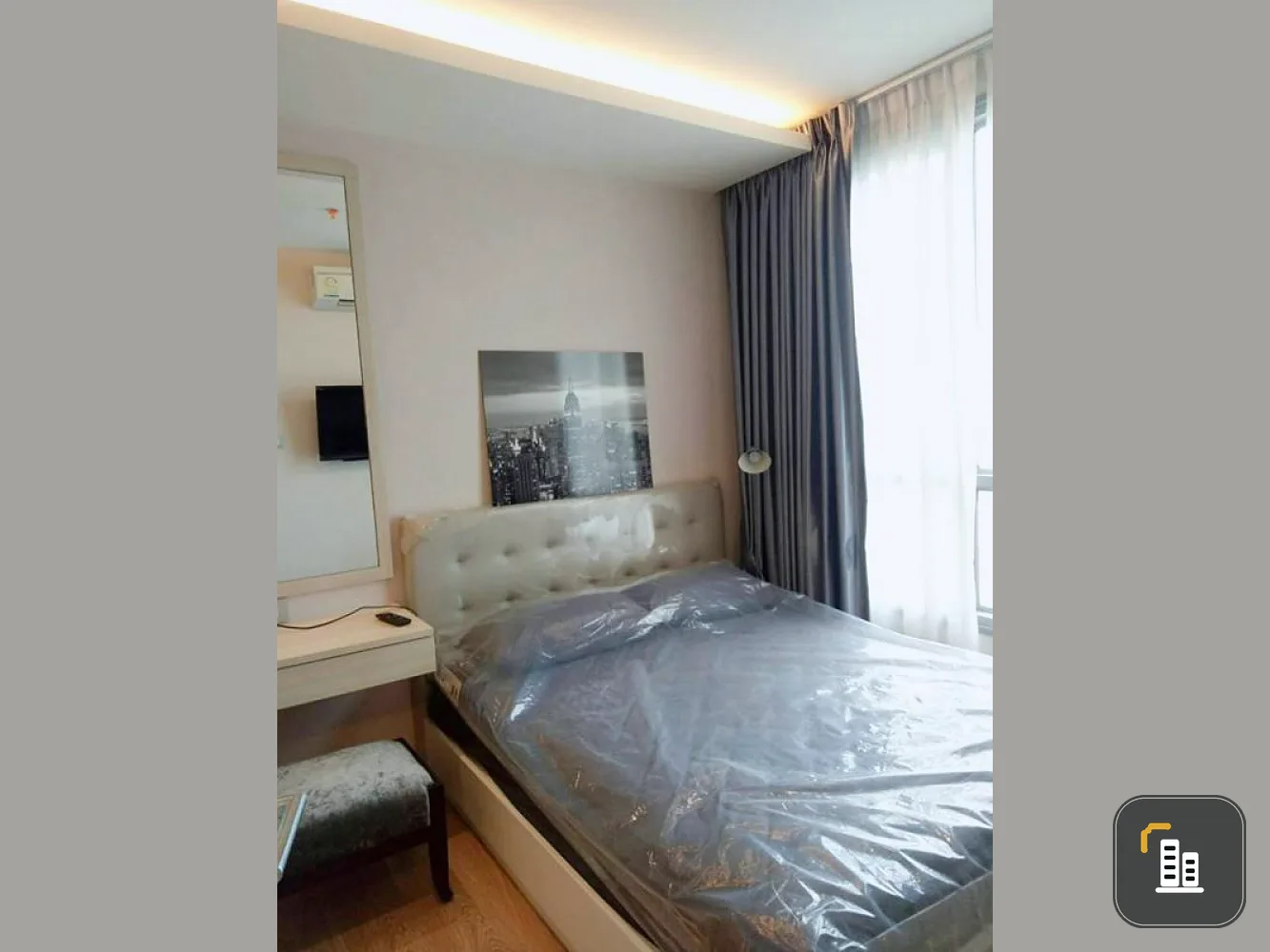 Rent / Sale H Condo Sukhumvit 43, fully furnished, well built. Can't miss it