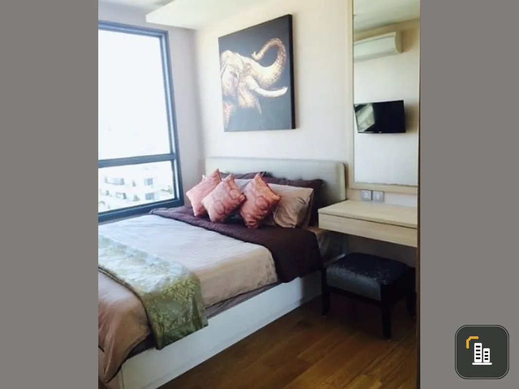 Sell / rent, H Condo Sukhumvit 43, well built, spacious room, can't miss it.
