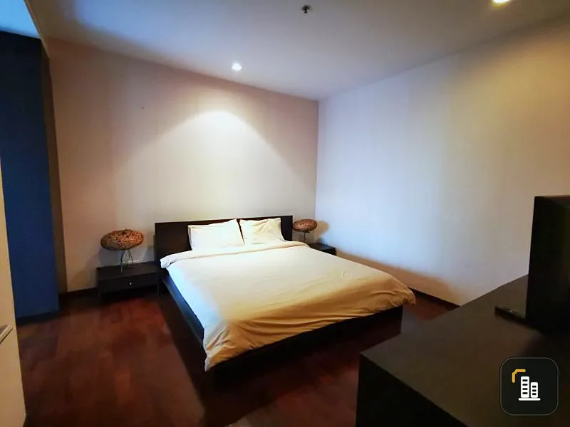 Urgent for rent !! Noble Aura, good location in the heart of the city, convenient transportation, near shopping malls Satisfy all needs, book now !!