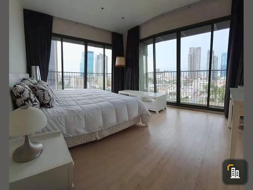 Rent Noble Solo, spacious room, fully furnished, beautiful decoration, carry a bag