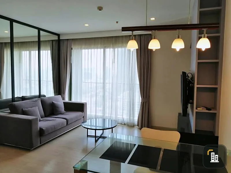 Noble Solo for rent, beautiful room, high floor, guaranteed best view Fully furnished Great central area, very inviting, good location, easy to find things to eat, quickly book