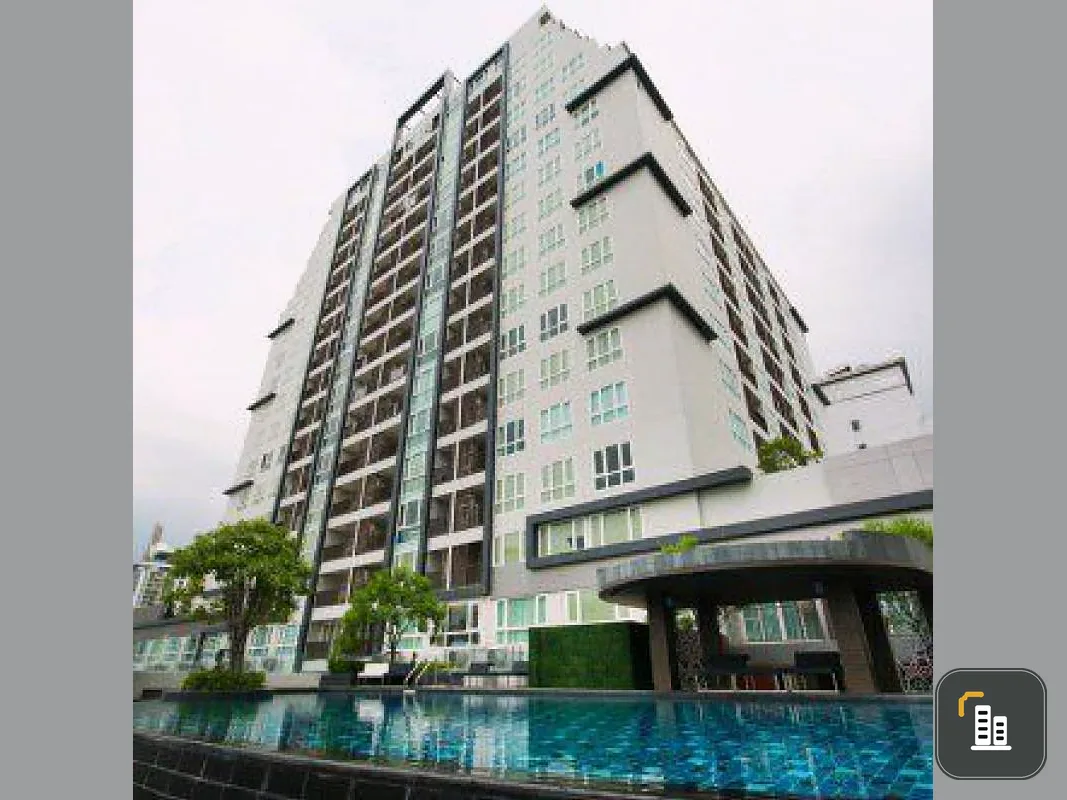 Condo for rent at 15 Sukhumvit Residences, no building block, pool view, city view, near BTS. Urgent !!