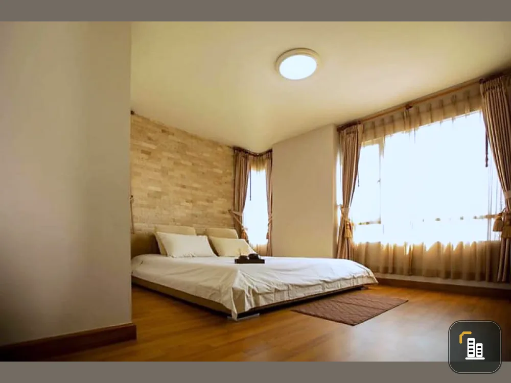 urgent!! Condo for sale/rent, Baan Siri Sukhumvit 13, next to BTS Nana, convenient transportation, 2 bedrooms, 2 bathrooms, reasonable price, hurry!
