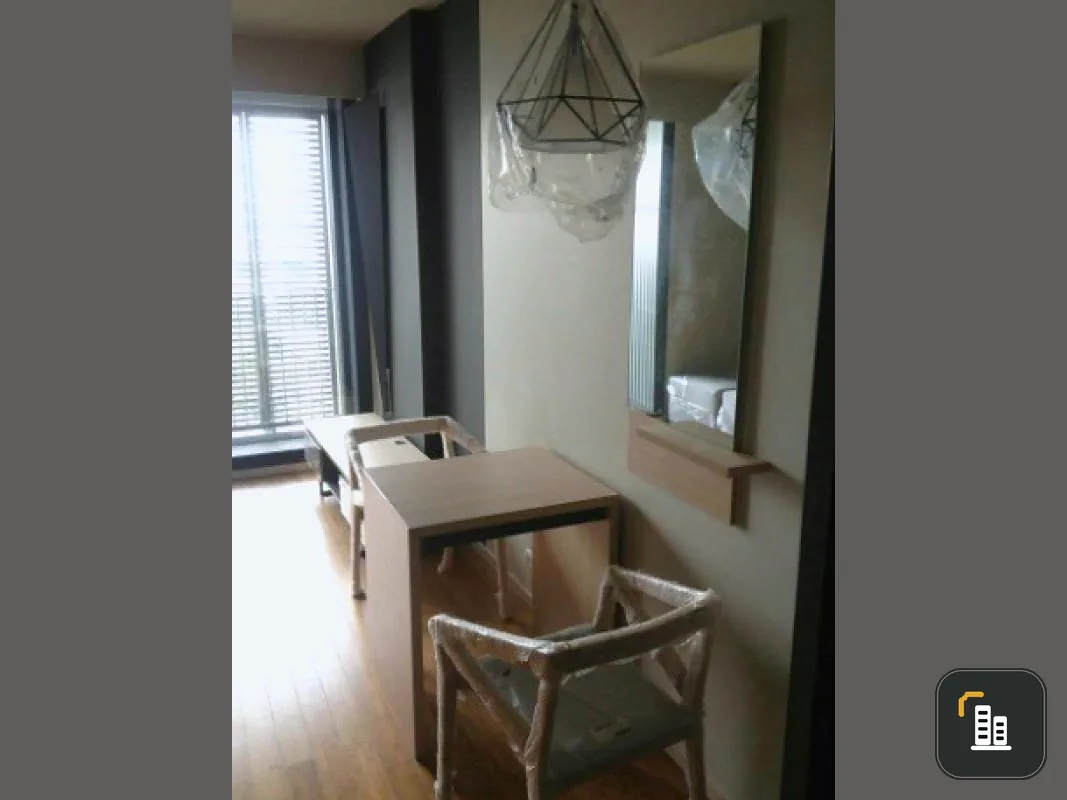 Urgent sale !! Condo Circle S Sukhumvit 12, 7th floor, good price, outstanding location, don't miss !!