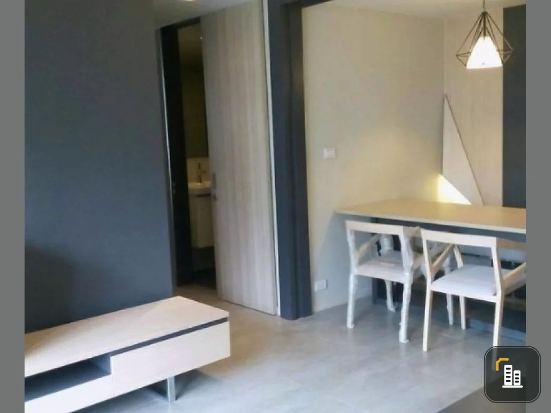 Condo for sale / rent, Circle S Sukhumvit 12, fully furnished, near the train, the price is pleasing, don't miss it !!