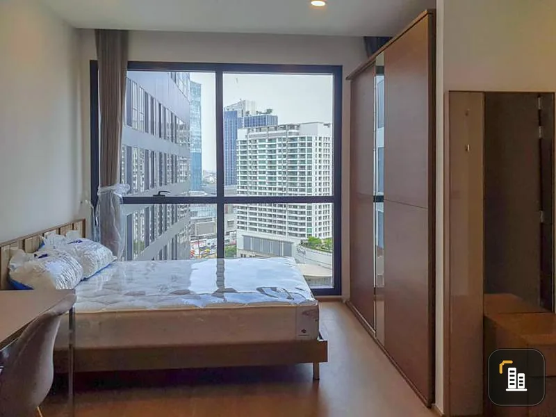 Selling Ashton Chula-Silom, cute room, clean city view, convenient transportation, anyone would want to buy it! soon!