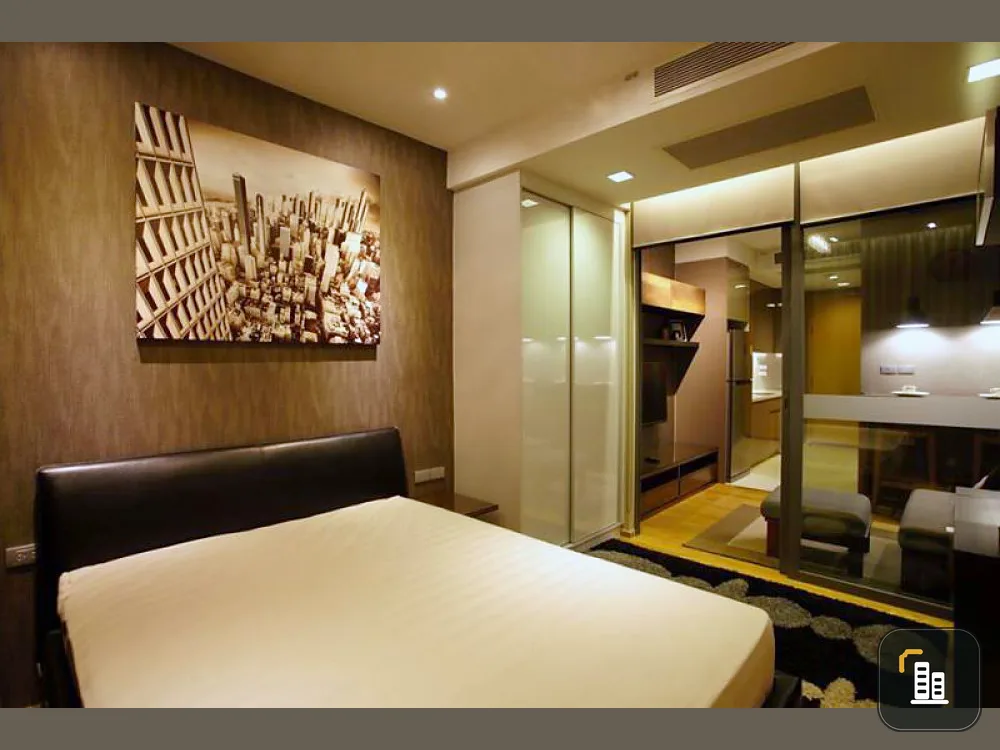 Cheap !! Can't wait !! Condo for sale / rent at Hyde Sukhumvit 13, luxury room in the heart of the city, near the train, at this price, hurry !!