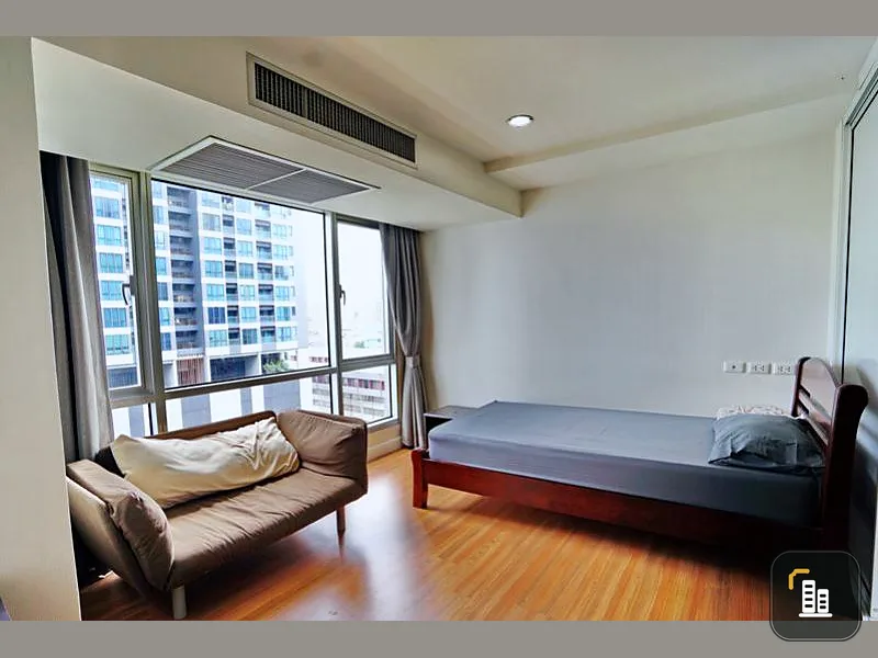 For rent, The Trendy Condominium, 2 bedrooms, 2 bathrooms, 10th floor, ready to move in near BTS, do not wait, hurry and book !!