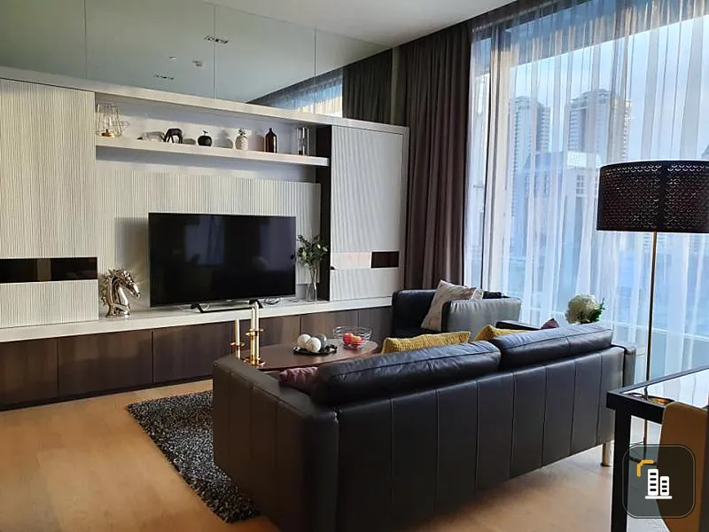 For rent!! Condo Saladaeng One, beautiful room, luxurious furniture, great location, very convenient to travel, near MRT and BTS, hurry up!!