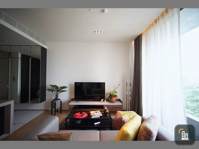Condo for rent, Saladaeng One, beautiful room, fully furnished, garden view, very beautiful, convenient location, near BTS, do not hesitate.