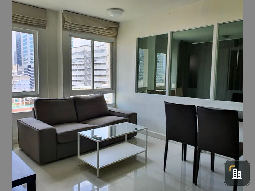 Condo for rent, Surawong City Resort, spacious room, not uncomfortable, city view, easy to travel location, near BTS, near MRT, book now.