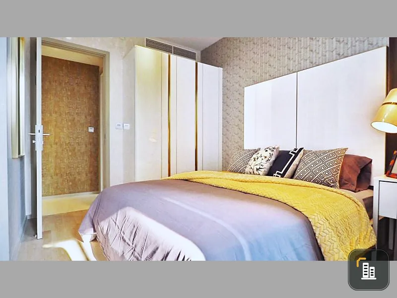 Sales of ASHTON SILOM, very grand, very constructive, 2 bedrooms, 2 bathrooms, 86 square meters. Fully furnished, appliances, luxury, beautiful!