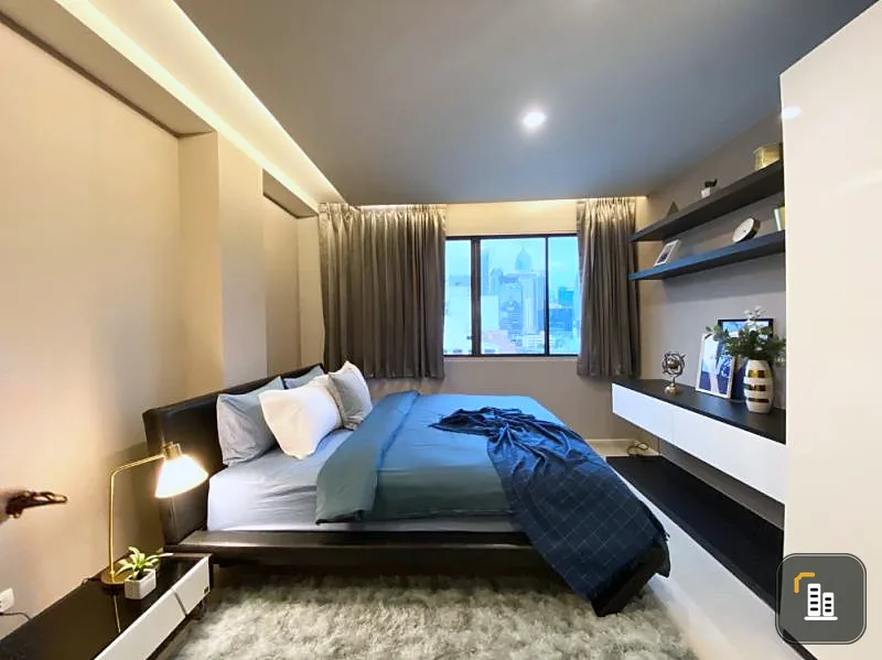 Condo for rent, Happy Park Ploenchit, beautiful big room, lots of space Full furniture, wide balcony, city view, near BTS, don't miss it.