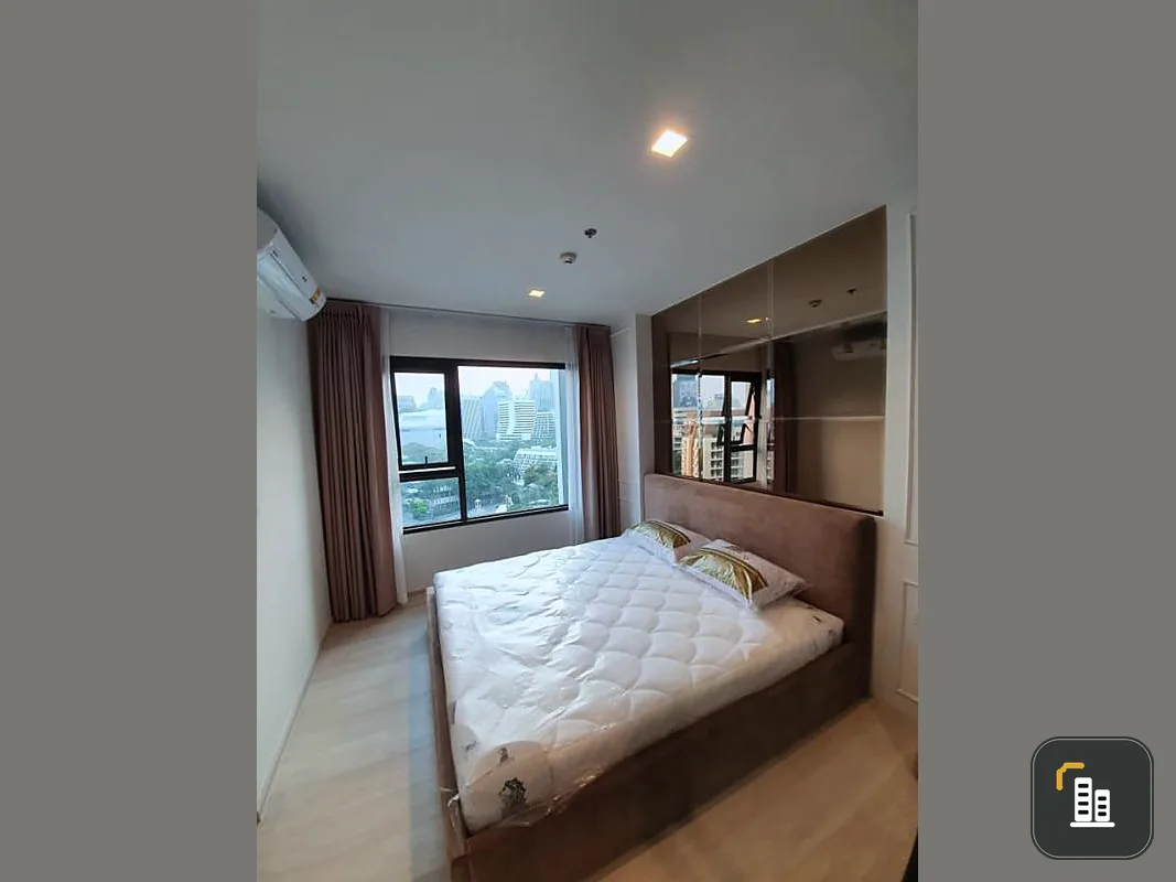 Condo for rent, Life One Wireless, beautiful room, very good city view Fully furnished Good location, most convenient transportation, near BTS, near the pier, near the mall, book now.