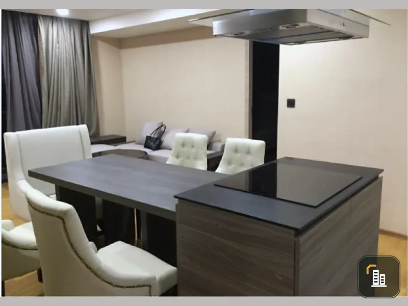Condo for rent, Class Langsuan, large room, lots of space Fully furnished, super nice, easy to travel location, near BTS, near the mall, hurry and grab it.
