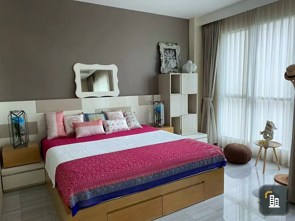 For rent / urgent sale, The Address Chidlom Condo, beautiful room, fully furnished, outstanding location suitable for investment, easy to travel, do not hesitate.