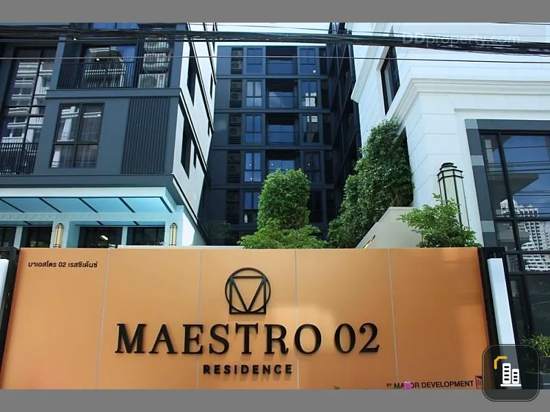 Condo for rent, Maestro 02, Ruamrudee, clean room, fully furnished, ready to move in, very central, very nice, good location, near MRT, near BTS.