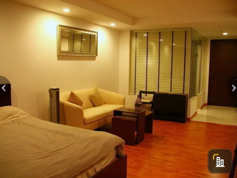 Sale / Rent Condo The Rajdamri Studio size 45 sq m, 10th floor, fully furnished, ready to move in.