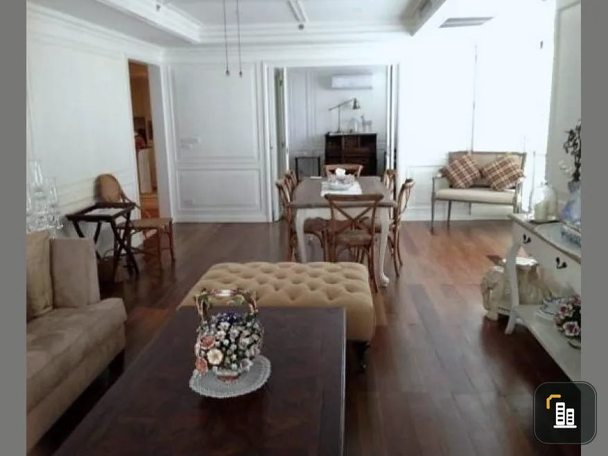 Condo for rent at The Rajdamri 2 bedrooms, 2 bathrooms, private corner room Come first come first served