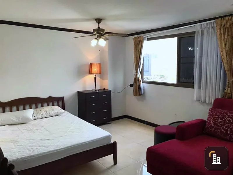 For rent / quick sale, First Tower Condo, clean room, fully furnished, attractive location near the pier, near BTS, miss it