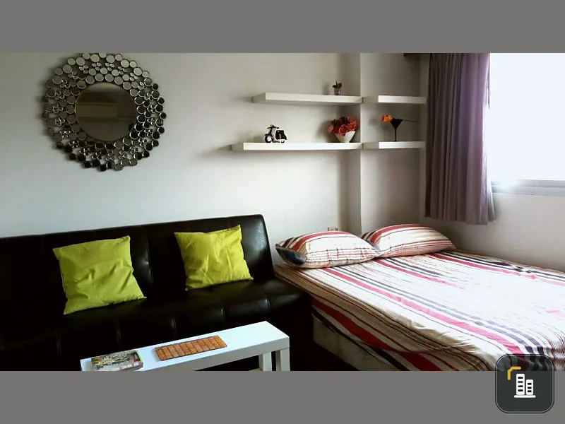 Condo for rent, First Tower, high floor room, good view, full furniture, very pleasant, wide balcony, easy to travel, near the pier, near BTS