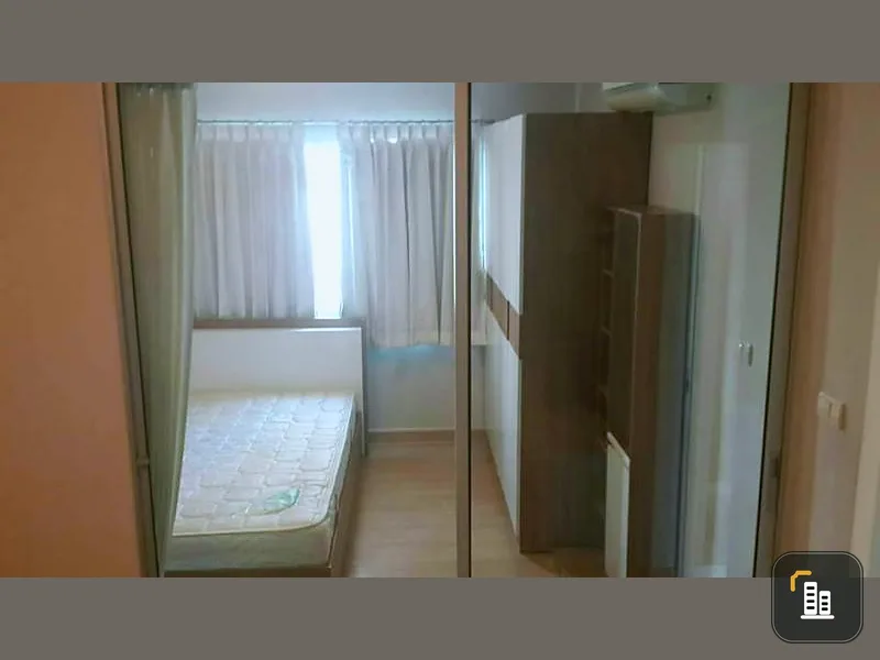 Condo for sale or rent, Smart Watcharaphon, fully furnished. The built-in room is very nice to live in.