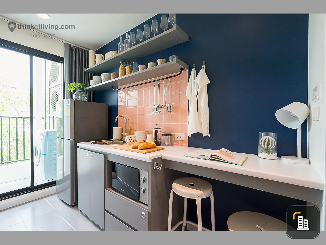 Can't miss it. Rare corner room, 1 bedroom, 1 bathroom, area 27.78 sq m.
