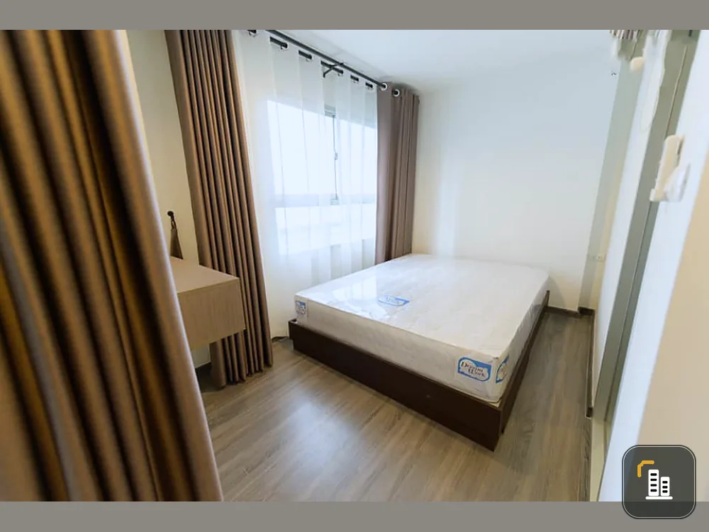 Sell / rent urgently !! The Trust Condo @ BTS Erawan, fully furnished, good location, close to shopping area, book now !!