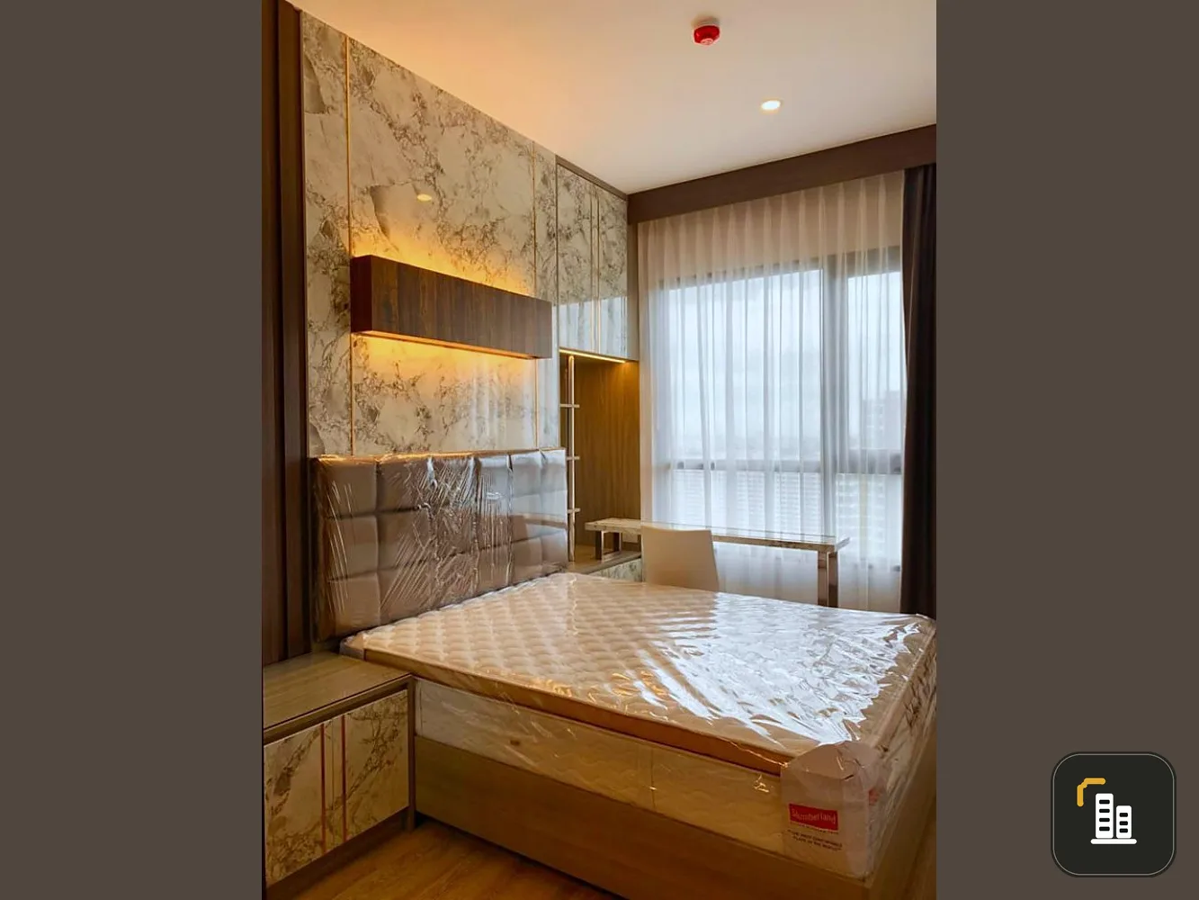 Condo for rent, Knightsbridge Prime, On Nut, east corner room, shady, private, do not miss