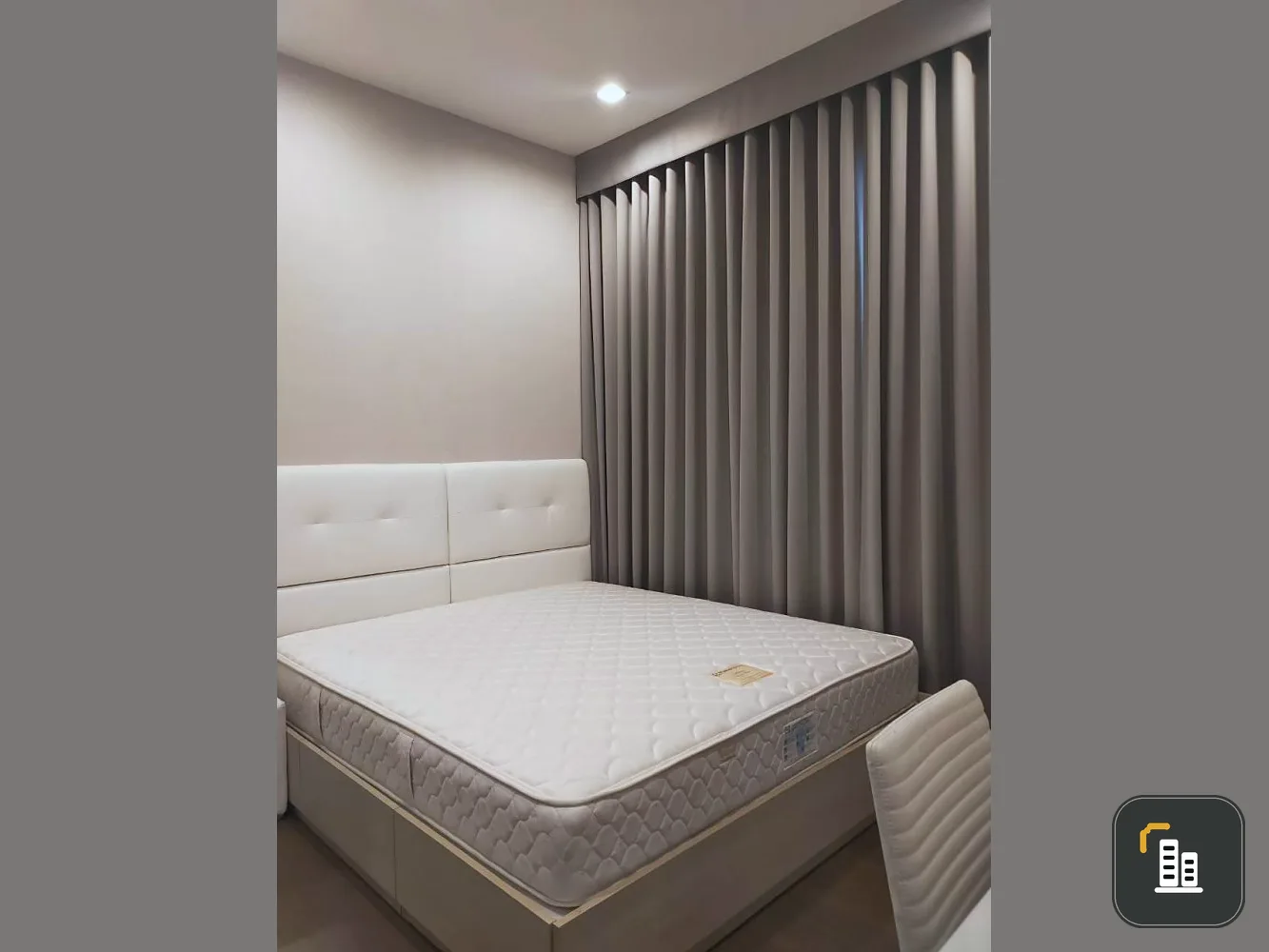 For rent, Q-Asoke, beautiful room, clean, ready to move in. Fully furnished, 1 bedroom, 1 bathroom, interested, hurry and book.