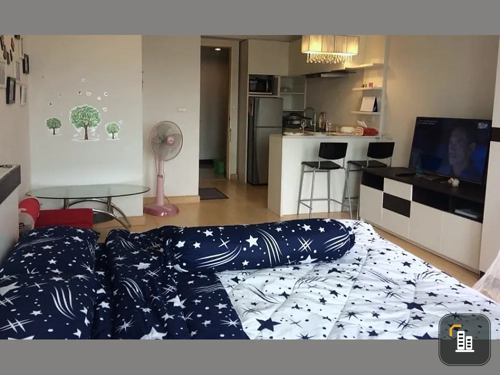 Sell / rent urgently !! Condo Iris Avenue On Nut-Wongwan, good location, full furniture Don't be late, book it !!