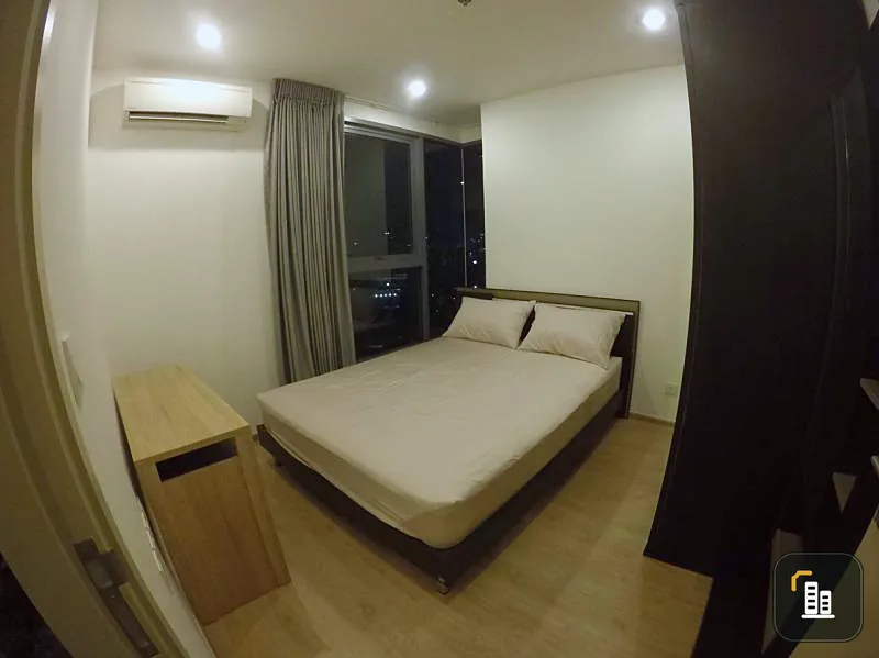 Ideo q chula – samyan for rent, very big room, 2 bedrooms, 1 bath, fully furnished in one room.