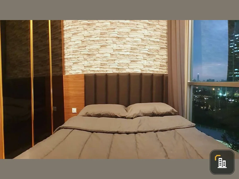 Urgent for rent !! Noble Revolve Ratchada Condo, beautiful room, gold location, answer all needs, don't miss !!