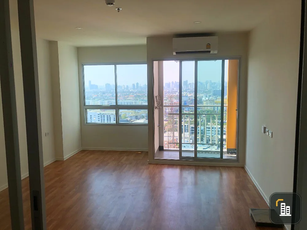 Urgent sale !! Condo Lumpini Ville Phatthanakan - Srinakarin, corner room, high floor, city view, book now !!