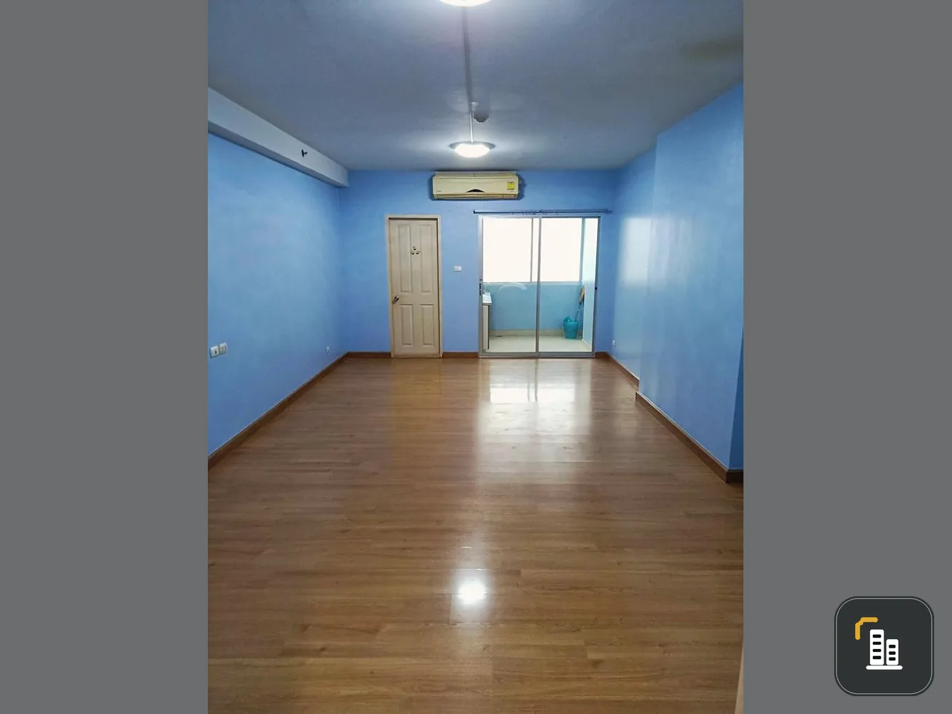 Urgent sale !! Supalai Park Srinakarin Condo, swimming pool view, good location, convenient transportation, book now !!