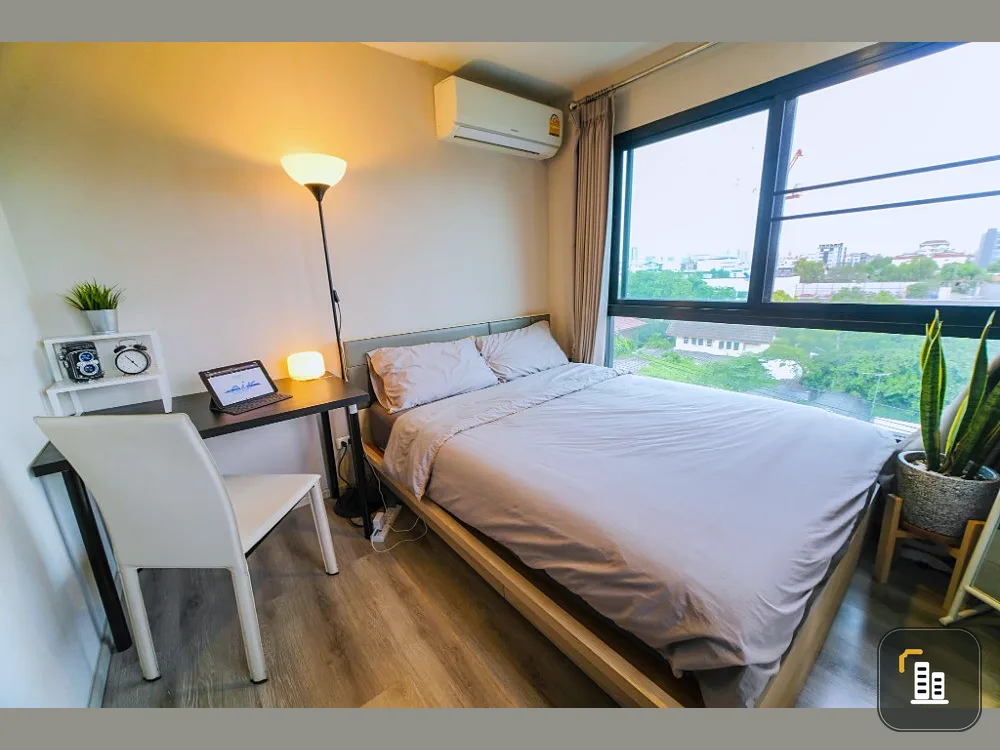 Urgent sale !! The Excel Bearing Lasalle Condo, 11 corner rooms, full facilities, do not miss !!