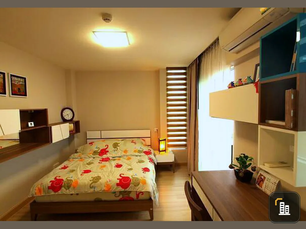 For rent M Society Condominium, very beautiful room, fully furnished with built-in interior This room is absolutely not to be missed.