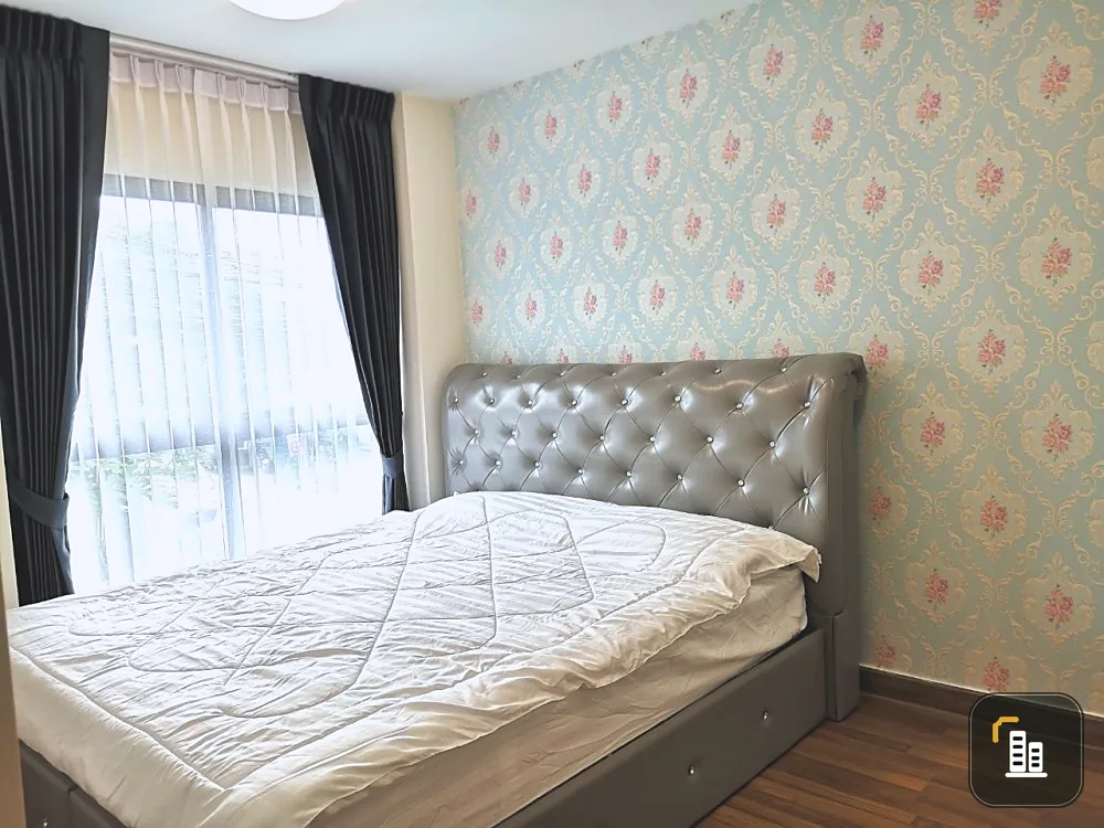 For rent, Summer Garden, very beautiful room, good wallpaper. Plus the most premium grade furniture Don't miss out on this room!