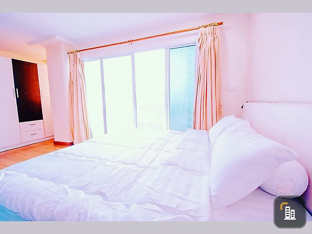 For sale, for rent!! Condo Pratchaya Place, Ratchada-Huai Khwang, 6th floor, corner room, fully furnished, hurry and reserve now!!
