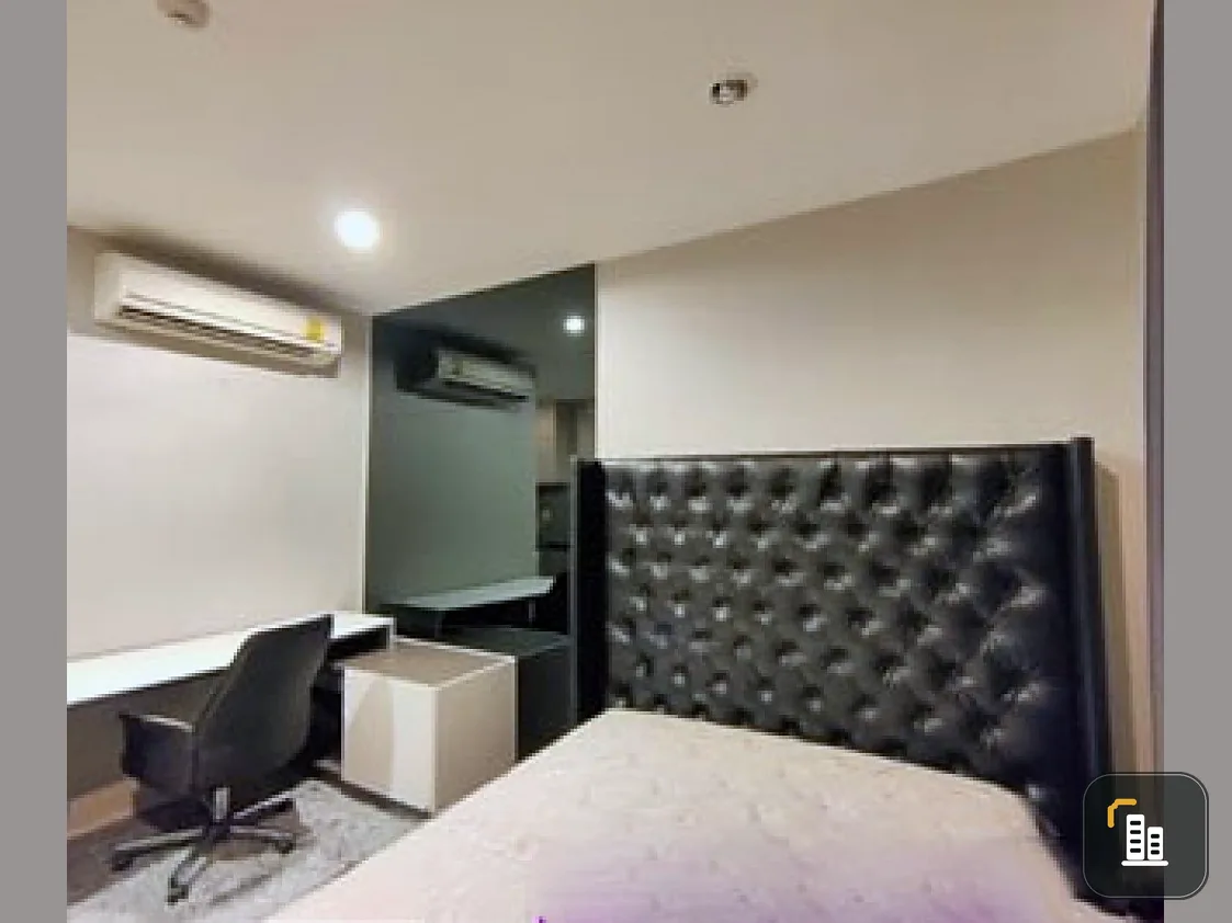 Condo for sale: Ideo Mobi Sukhumvit Eastgate with luxury furniture Go in, good location, don't miss it!