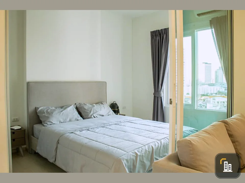 Sell / rent urgently !! Chapter One Eco Ratchada-Huai Khwang Condo, open view, near MRT Huai Khwang, book now !!