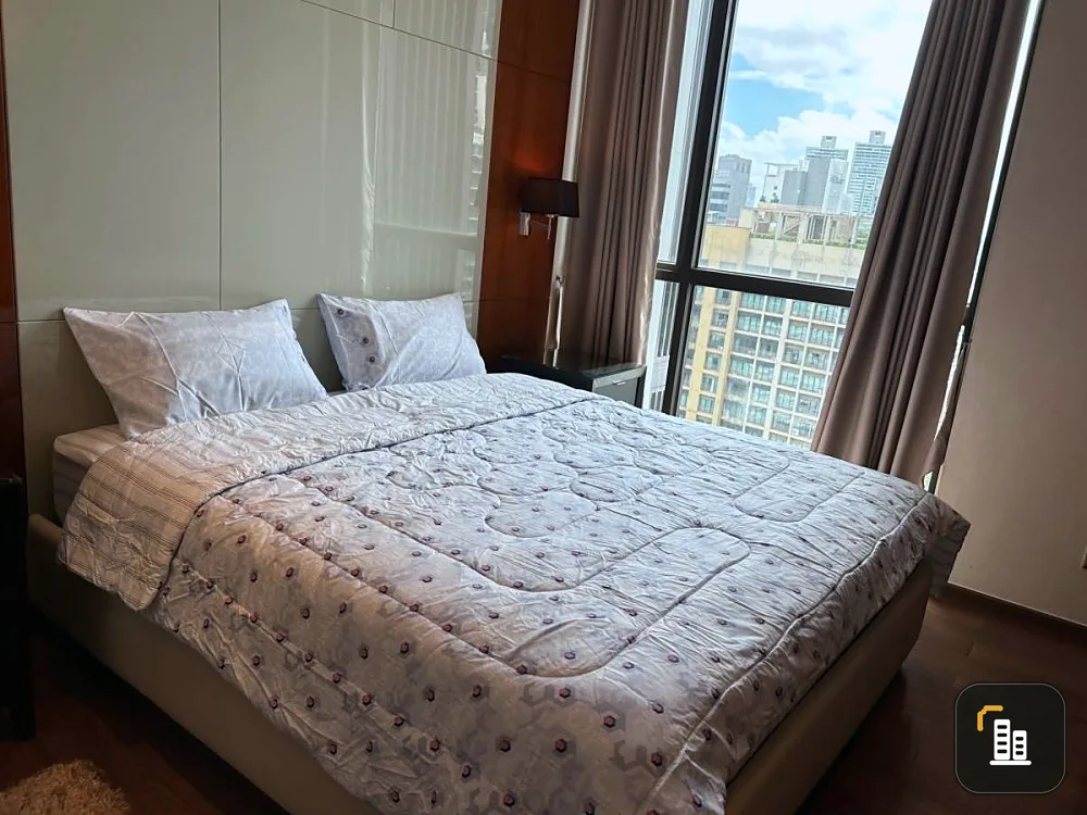 Condo for rent, The Address Sukhumvit 28, high floor, beautiful view, privacy, hurry and reserve now.