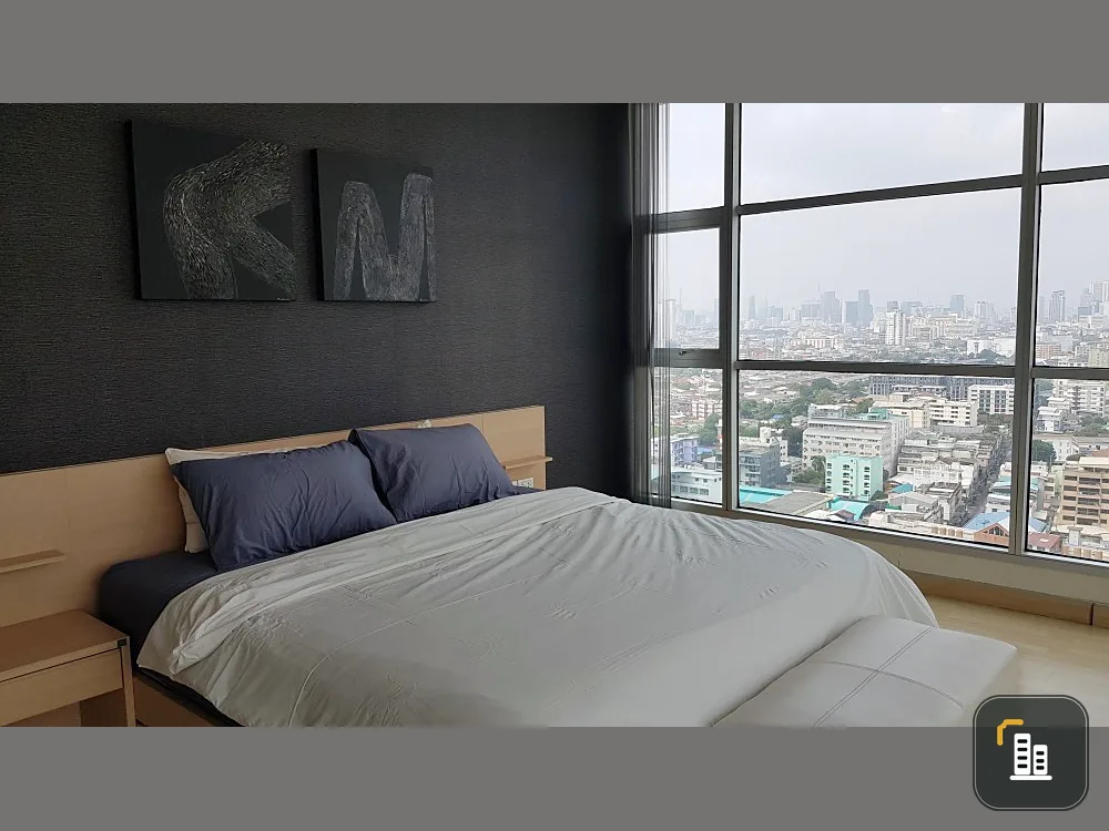 Urgent for rent !! Condo Rhythm Ratchada, prime location, near a shopping center in the heart of the city. Book now !!