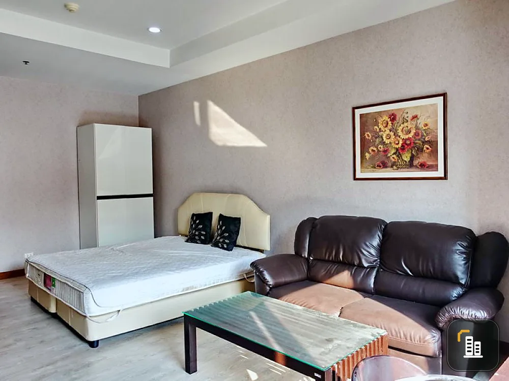 For rent, The Trendy Condominium, 1 bedroom, ready to move in, close to BTS, convenient transportation, urgent contact !!